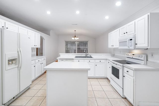 295 FAREHAM DRIVE, Venice, FL 34293