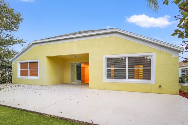 295 FAREHAM DRIVE, Venice, FL 34293