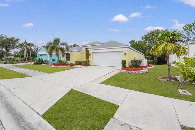 295 FAREHAM DRIVE, Venice, FL 34293