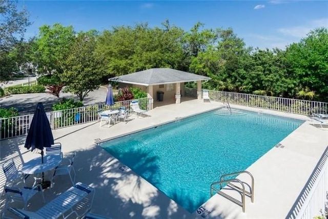 295 FAREHAM DRIVE, Venice, FL 34293