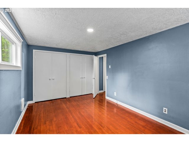 1858 W NOB HILL St, Salem, OR 97302