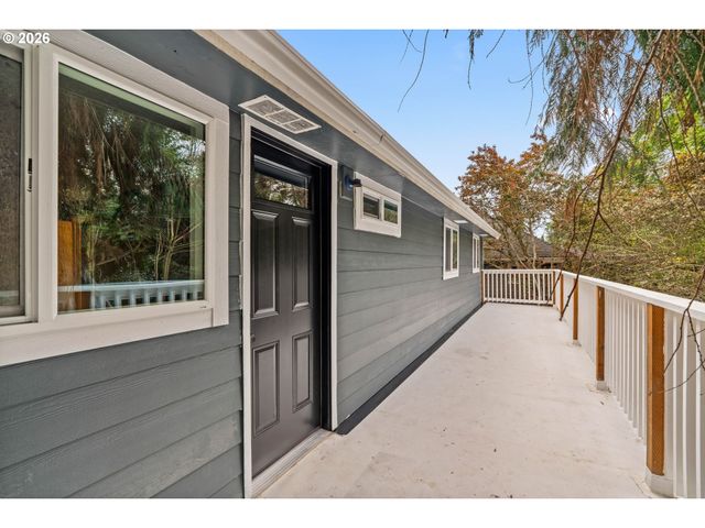 1858 W NOB HILL St, Salem, OR 97302