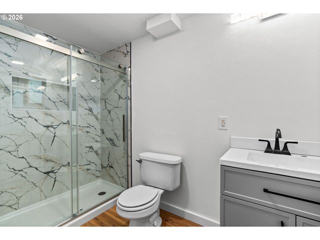 1858 W NOB HILL St, Salem, OR 97302