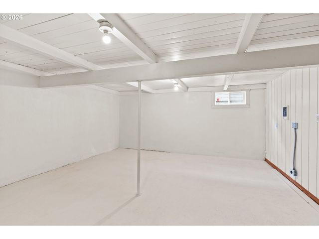1858 W NOB HILL St, Salem, OR 97302