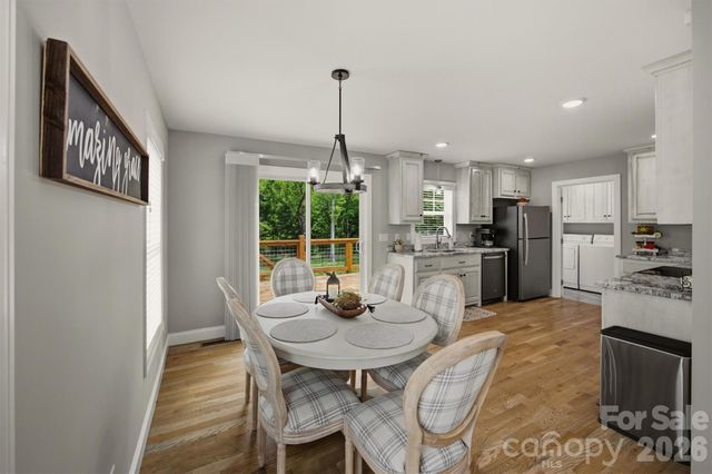 136 Maplewood Court, Hudson, NC 28638