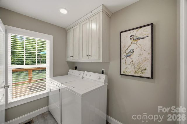 136 Maplewood Court, Hudson, NC 28638