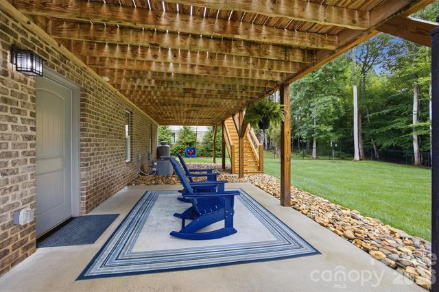 136 Maplewood Court, Hudson, NC 28638