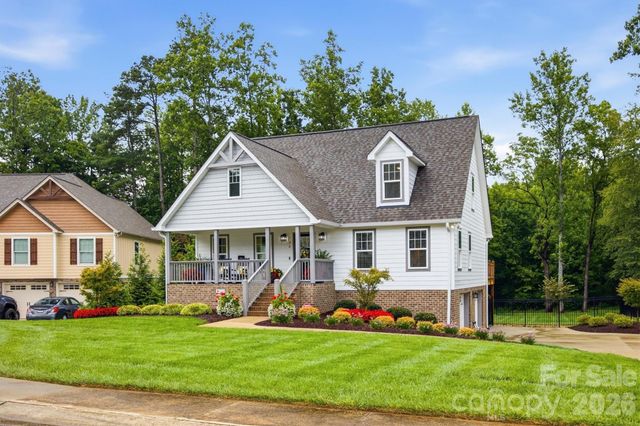 136 Maplewood Court, Hudson, NC 28638