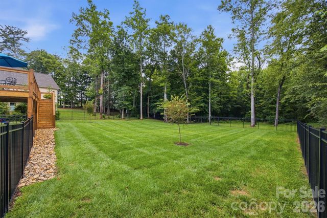 136 Maplewood Court, Hudson, NC 28638