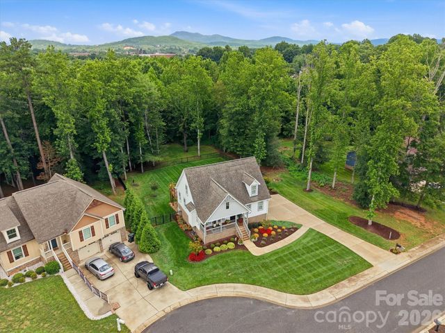 136 Maplewood Court, Hudson, NC 28638