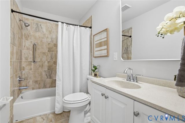 10326 Seacliff Ln, Chesterfield, VA 23236