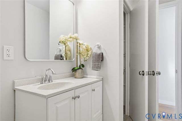 10326 Seacliff Ln, Chesterfield, VA 23236