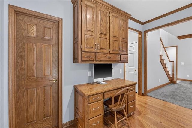 33403 E Nebgen Road, Oak Grove, MO 64075