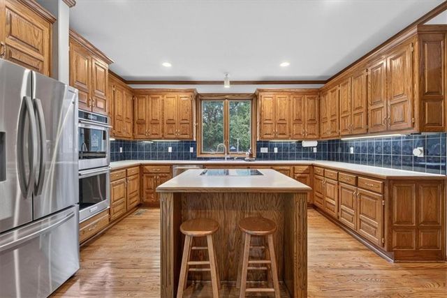 33403 E Nebgen Road, Oak Grove, MO 64075