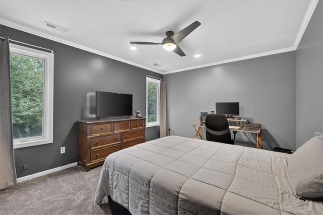 33403 E Nebgen Road, Oak Grove, MO 64075