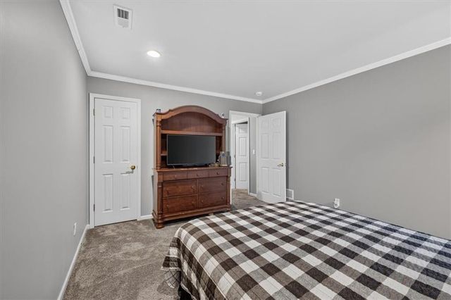 33403 E Nebgen Road, Oak Grove, MO 64075