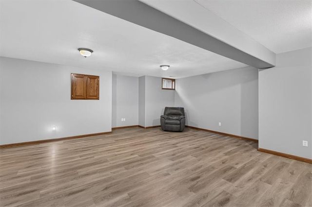 33403 E Nebgen Road, Oak Grove, MO 64075