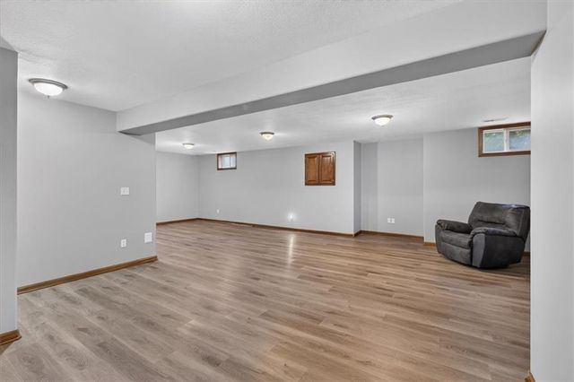 33403 E Nebgen Road, Oak Grove, MO 64075