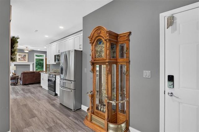 33403 E Nebgen Road, Oak Grove, MO 64075