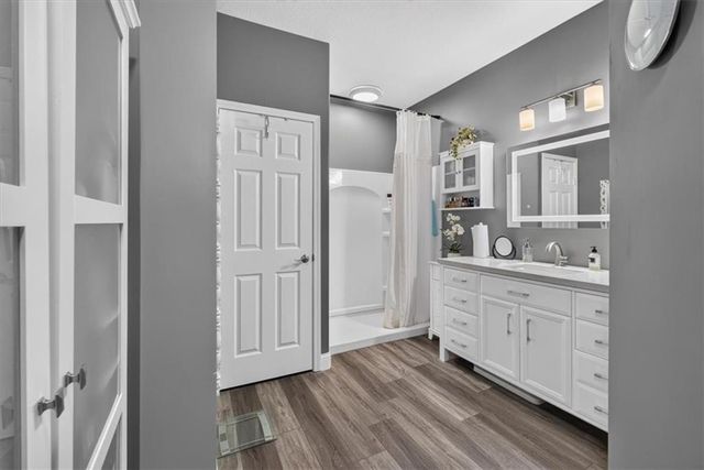 33403 E Nebgen Road, Oak Grove, MO 64075