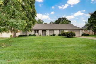 3520 East Carol Drive, Springfield, MO 65809