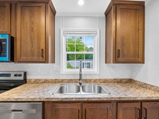 6 Diamond Lane, Barrington, NH 03825