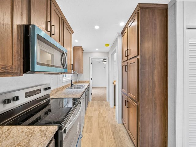 6 Diamond Lane, Barrington, NH 03825