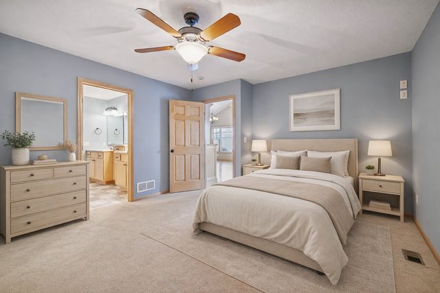 1336 Palisade Path, Woodbury, MN 55129