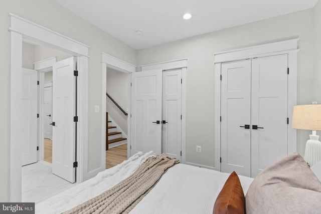 103A E OXFORD AVE, Alexandria, VA 22301