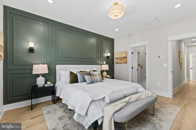 103A E OXFORD AVE, Alexandria, VA 22301