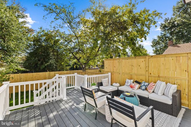103A E OXFORD AVE, Alexandria, VA 22301