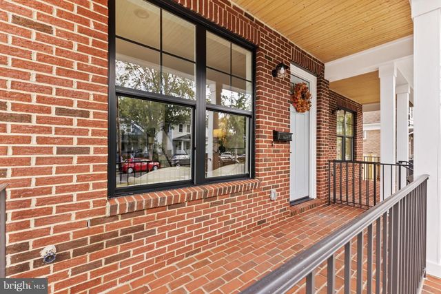 103A E OXFORD AVE, Alexandria, VA 22301