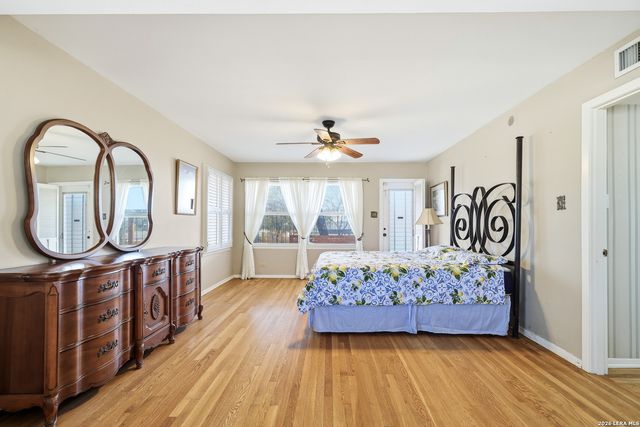 226 Clearview Dr., San Antonio, TX 78228