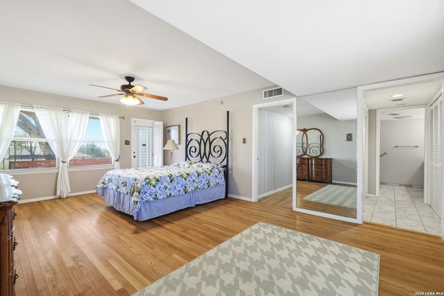 226 Clearview Dr., San Antonio, TX 78228