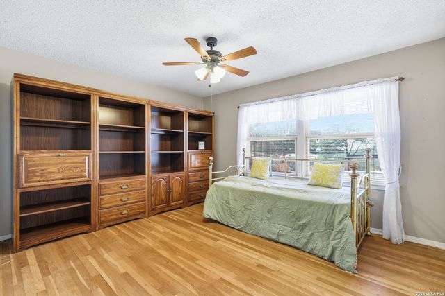 226 Clearview Dr., San Antonio, TX 78228