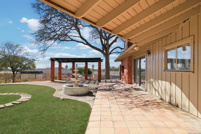 226 Clearview Dr., San Antonio, TX 78228