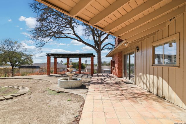 226 Clearview Dr., San Antonio, TX 78228