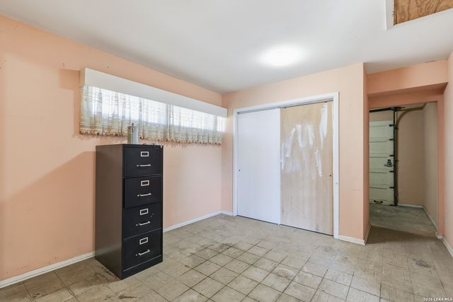 226 Clearview Dr., San Antonio, TX 78228