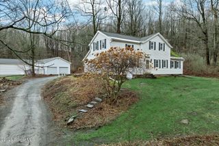 272 Smith Hill Road, Brunswick, NY 12180