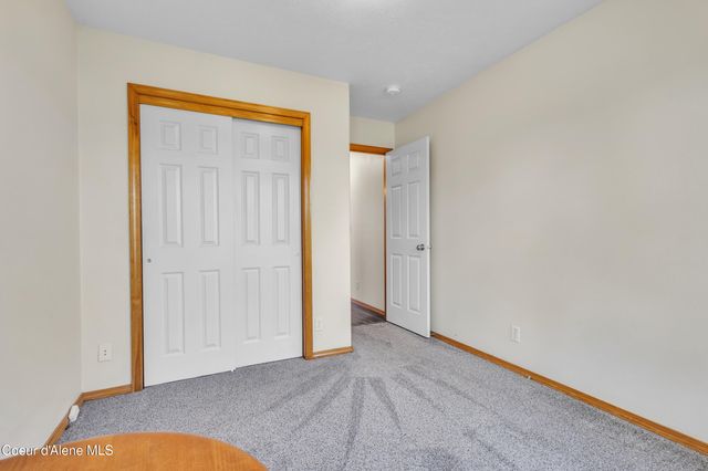 8849 N TORREY LN, Hayden, ID 83835