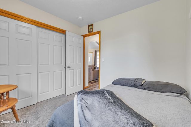 8849 N TORREY LN, Hayden, ID 83835