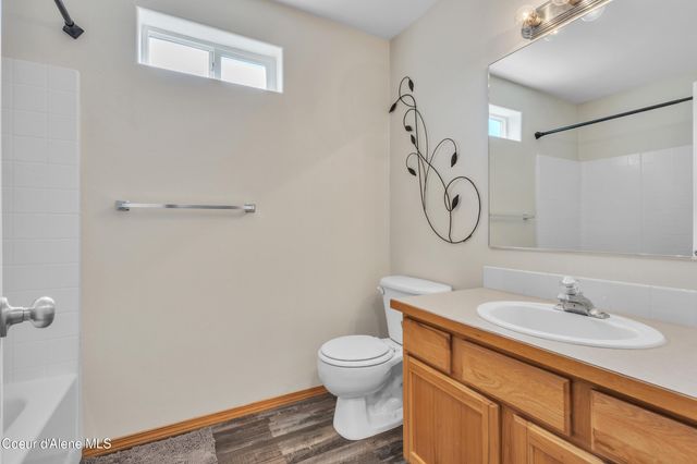 8849 N TORREY LN, Hayden, ID 83835