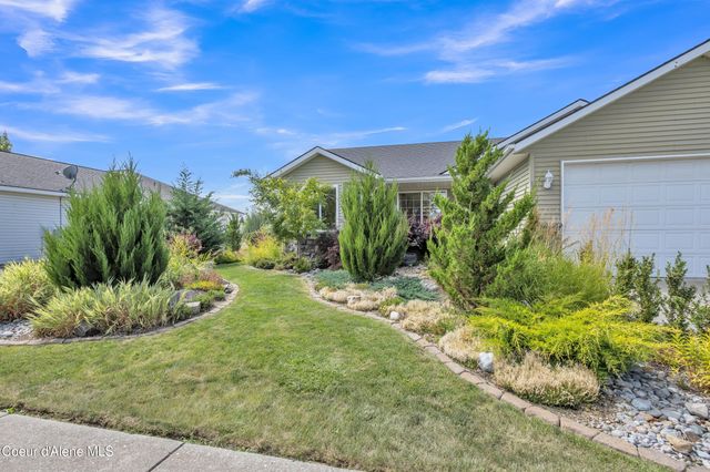 8849 N TORREY LN, Hayden, ID 83835