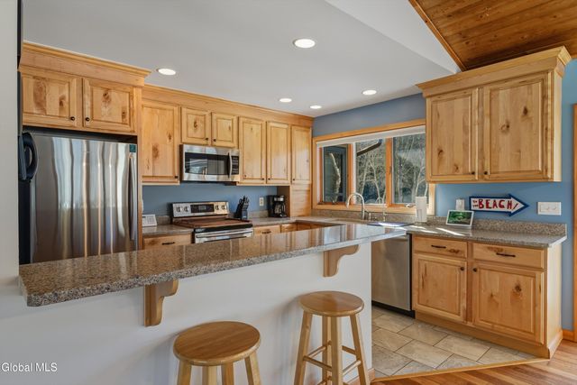 2158 NY-29, Greenwich, NY 12834