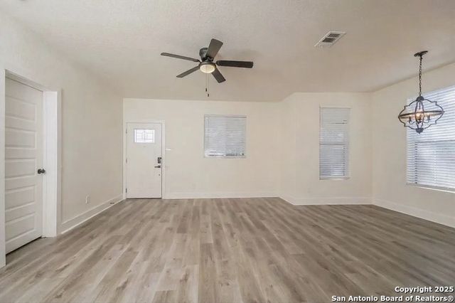 2107 McKinley, San Antonio, TX 78210