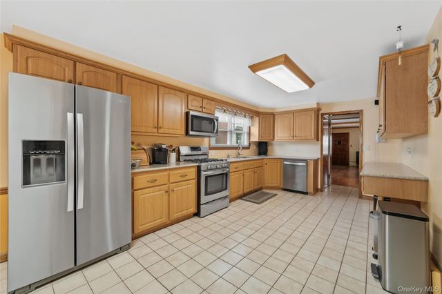 50 Lispenard Avenue, New Rochelle, NY 10801