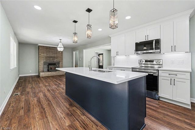 8124 Old Reidsville Road, Reidsville, NC 27320