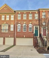 1152 REGAL OAK DR, Rockville, MD 20852