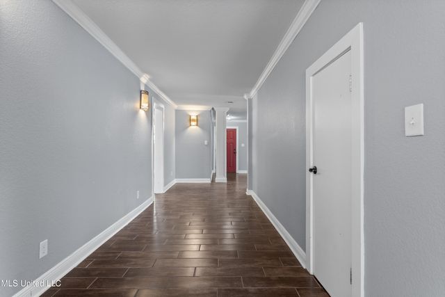 517 Martin Avenue, Ocean Springs, MS 39564