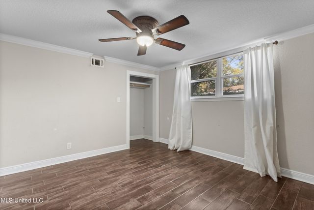 517 Martin Avenue, Ocean Springs, MS 39564